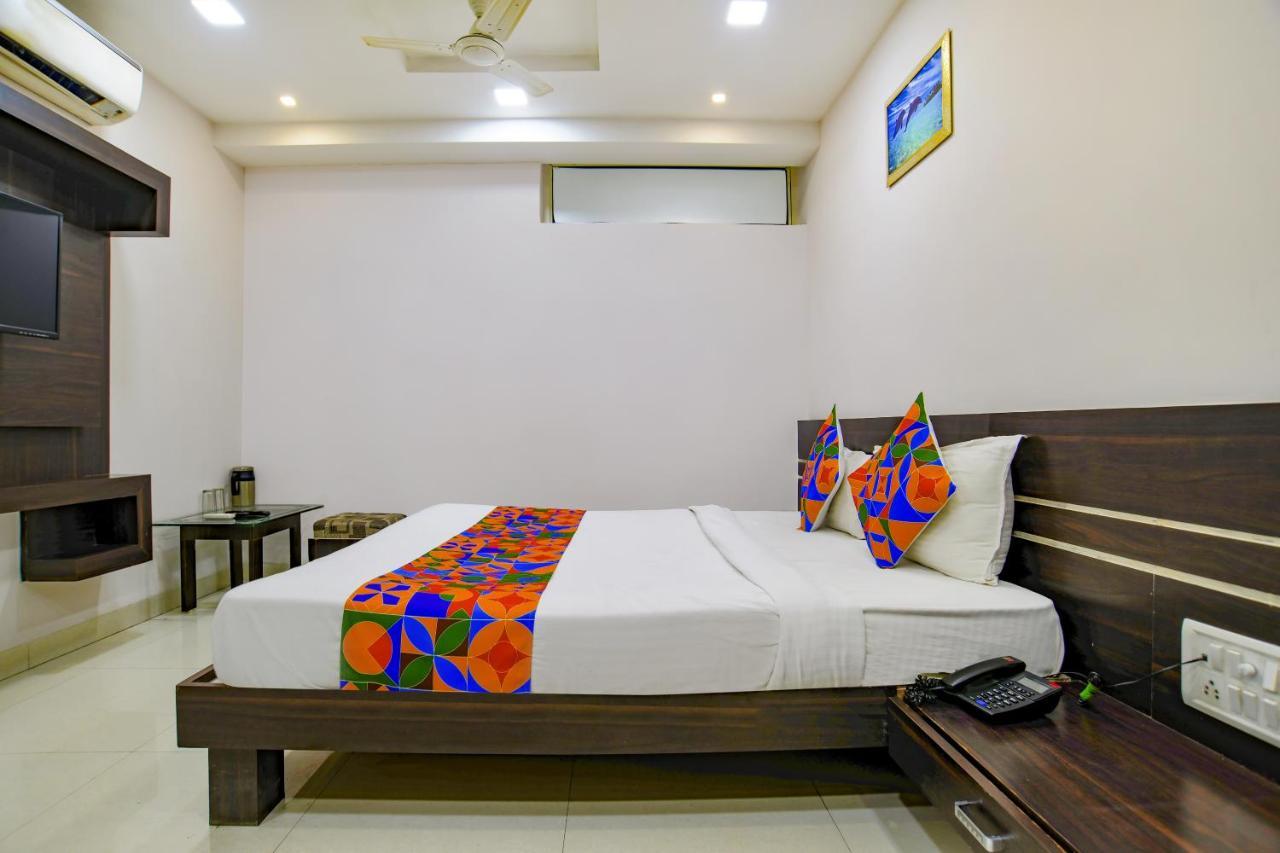 Fabhotel Grand Raj Индаур Экстерьер фото