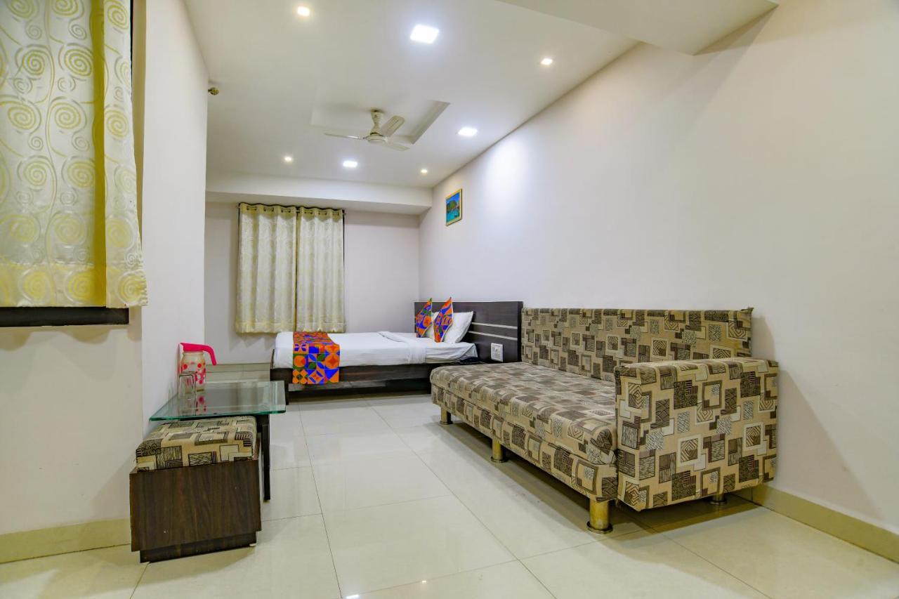 Fabhotel Grand Raj Индаур Экстерьер фото