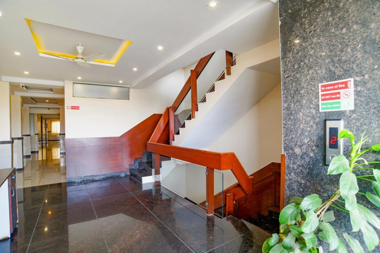 Fabhotel Grand Raj Индаур Экстерьер фото